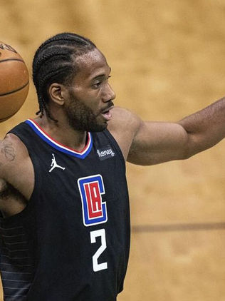 Tener a Leonard sano el gran desafío de los Clippers  