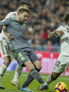 El Madrid tira la Liga en casa