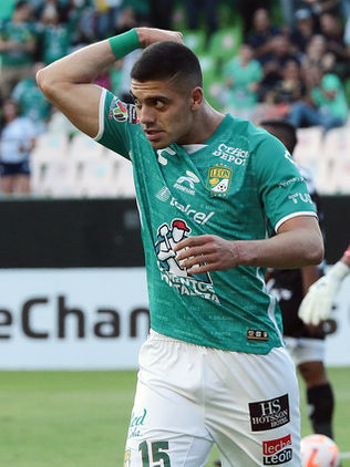 León del argentino Larcamón vence al Mazatlán y sube al segundo lugar