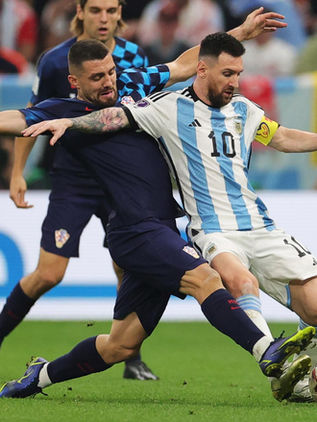 Vendidas por 7,8 millones de dólares 6 camisetas llevadas por Messi en Qatar 2022