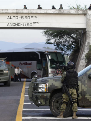 Michoacán cumple cinco días de violencia por reacomodo de cárteles