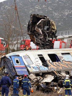 Luto y conmoción en Grecia por la mayor tragedia ferroviaria de su historia