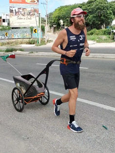 “El Forrest alemán” corre por tierras chiapanecas