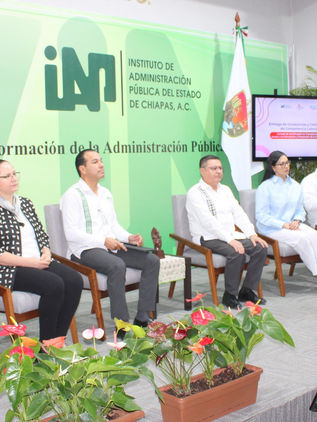 IAP Chiapas entrega certificados de Competencia Laboral