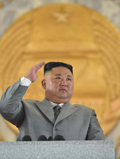 Corea del Norte desvela su nuevo "submarino para ataques nucleares tácticos"