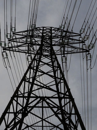 Canadá encarece en un 25 % la electricidad que vende a EUA