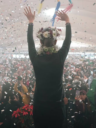 “Allá los une el interés, aquí construimos unidad”: Sheinbaum