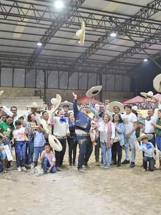 La Alborada es monarca