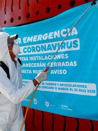 México rebasa 100 muertes por COVID-19