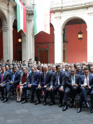 Asiste Rutilio Escandón al primer informe de Gobierno del presidente AMLO