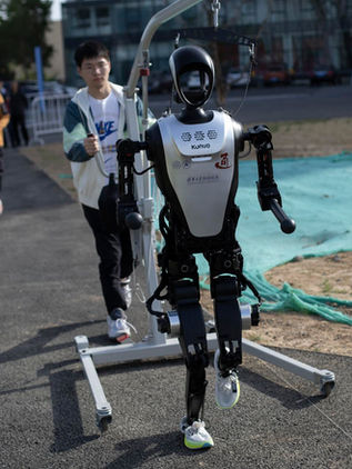 Robots al trote: así avanza China hacia una convivencia tecnológica cotidiana