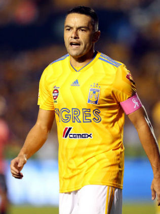 Juninho anuncia su retiro