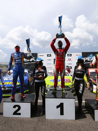 De Alba gana en Querétaro