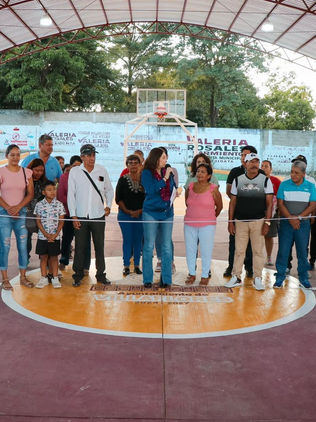 Valeria Rosales inaugura domo de usos múltiples en La Ceiba