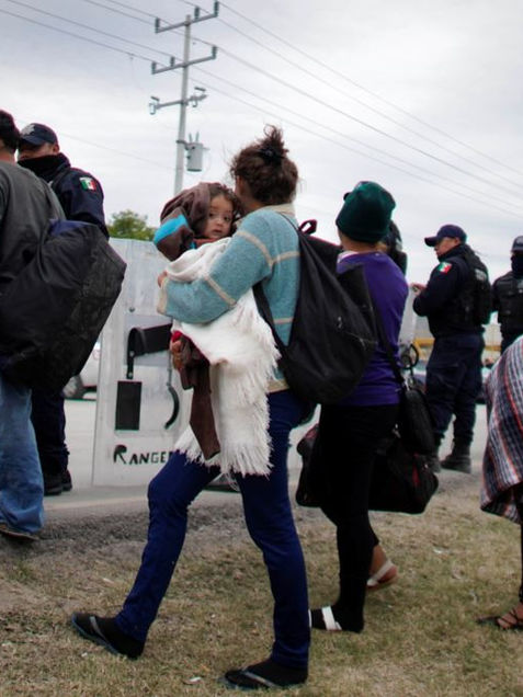 Alertan que migrantes de caravanas son usados con fines políticos