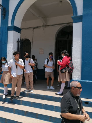 Rechazan imposición de ideologías en escuelas