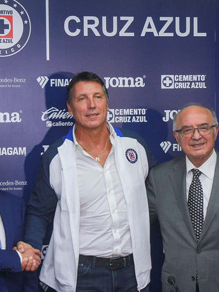 Siboldi toma el mando del banquillo en Cruz Azul