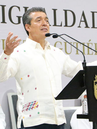 Con beneficios para el tratamiento y prevención del VIH, Gobernador conmemora Día Mundial del Sida