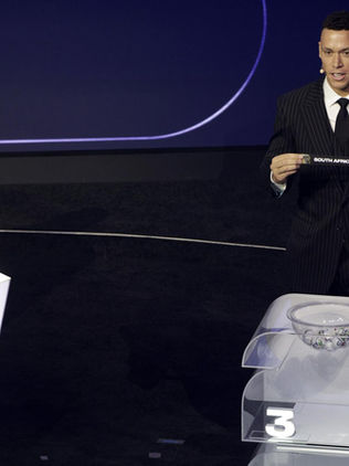 México y Sudáfrica repiten partido inaugural 16 años después