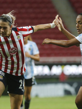 Tres entre las mejores