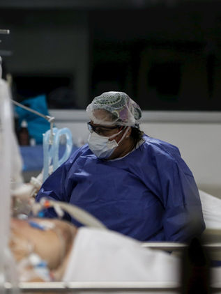 Covid sigue latente en América, que ve la situación en Europa como profética