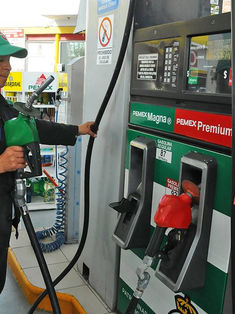 Alza en precio de combustibles se mantiene en 1.7%