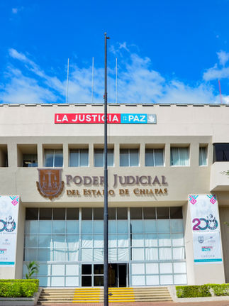 Trabas en la justicia impiden que Valeria recupere a su hijo de 8 años
