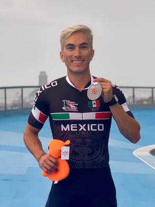 Martínez al pódium en Barcelona