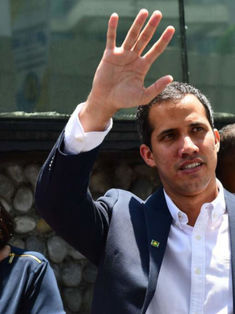 Guaidó descalifica su inhabilitación porque contralor "no existe"