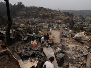 Detienen a sospechoso de provocar incendio en Chile; van 20 víctimas