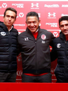 Respaldan a Nacho Ambriz