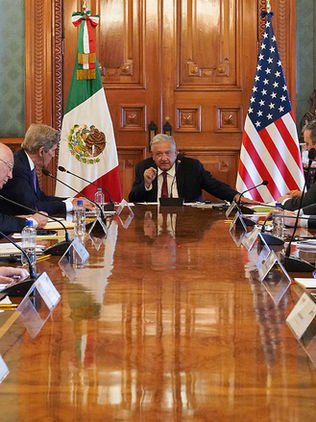 EU cree que México abrirá puertas a inversión privada en sector energético