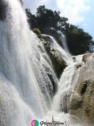Imponente Cascada La Conchuda en Ocozocoautla