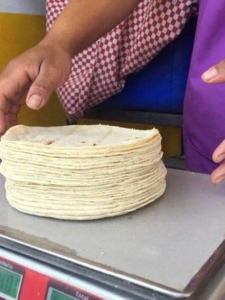 El acaparamiento del maíz provoca escasez e incremento en el precio de la tortilla