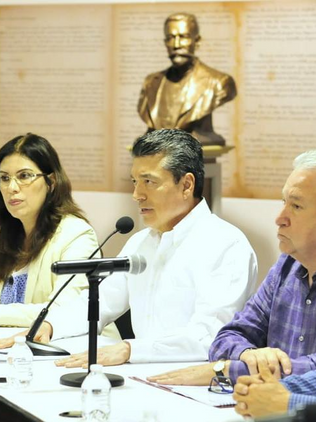 Cumple SE con el segundo pago de adeudos a trabajadores de la educación