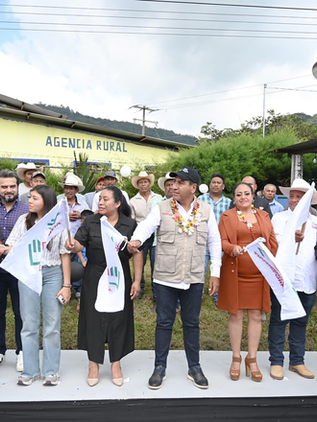 En Montecristo de Guerrero, Eduardo Ramírez fortalece acciones educativas, de salud y caminos