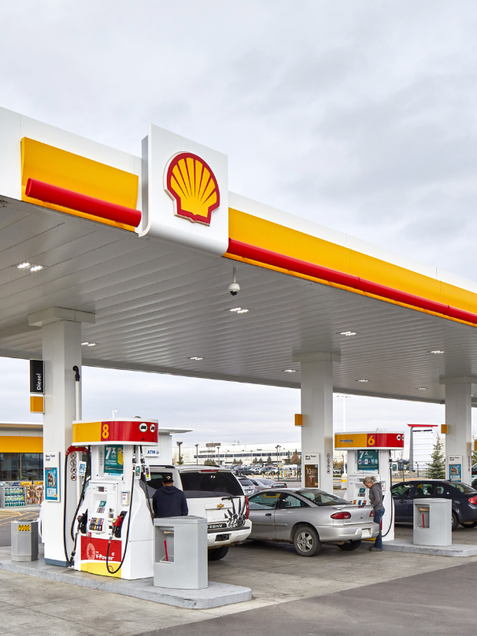 Venden Shell y Walmart la gasolina más cara
