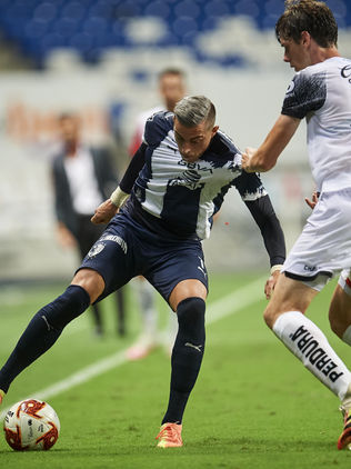 Funes Mori neutraliza gol de su compatriota Luciano Acosta