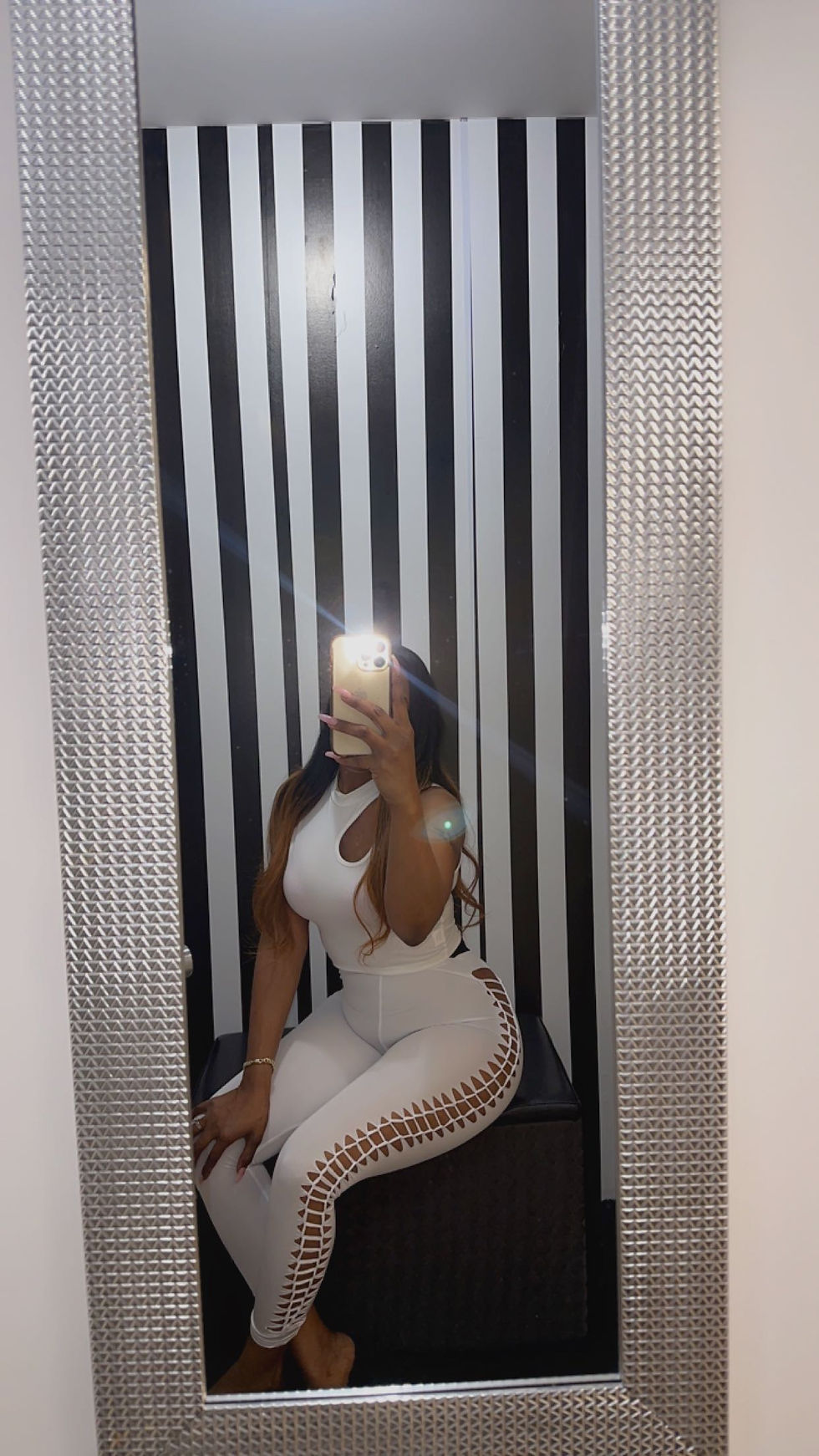 Thumbnail: White Leggings 