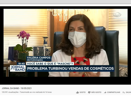 Conheça a "Mascne": acne causada pelo uso de máscara