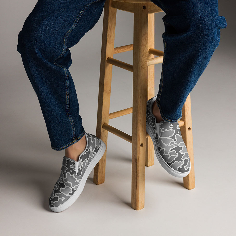 Thumbnail: Huewii Lagoon Men’s Slip-On Canvas Shoes - Gray Camo