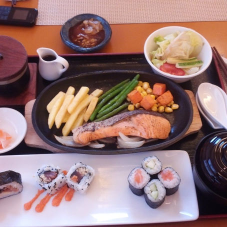 SUSHI – KHOÁI MÓN HÀN ĐỒ, NHẬT ĐỒ