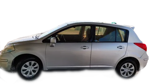 5 Seater | Nissan Tida