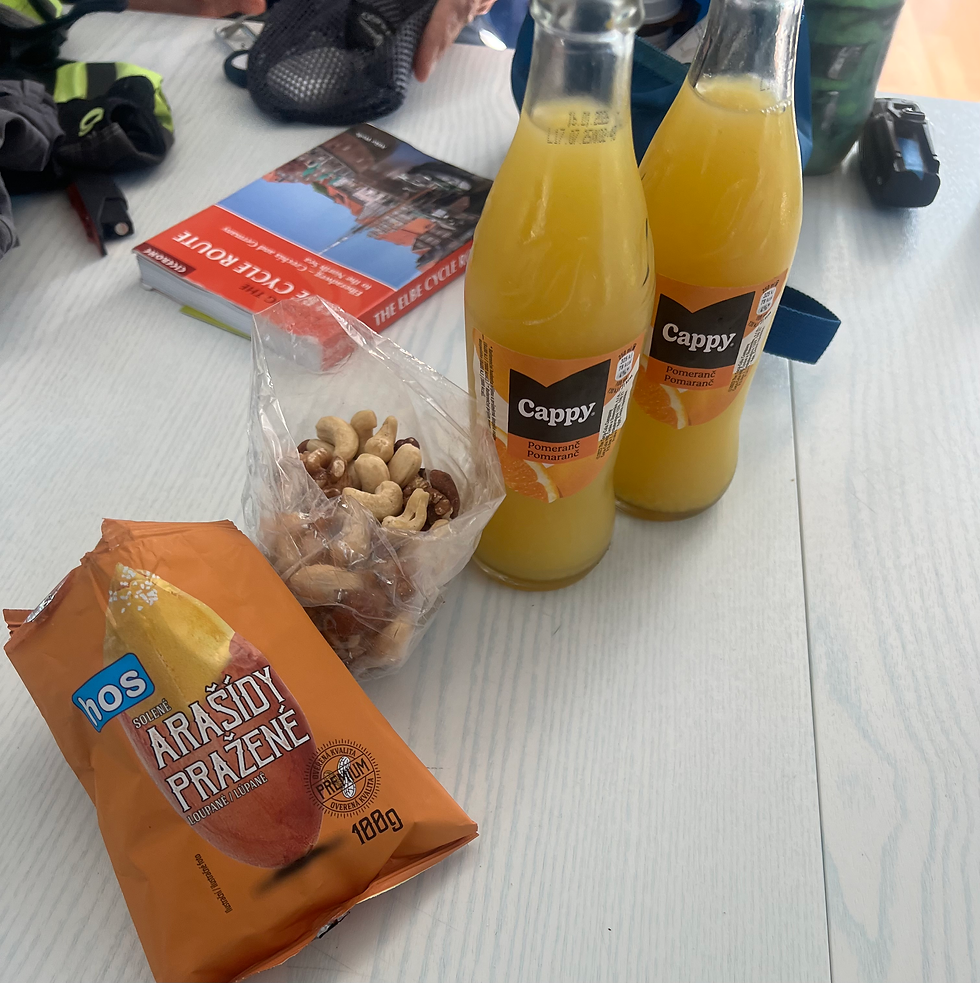 Instead, we made do with orange juice and nuts we’d picked up at the beer garden the night before. Not exactly a champion’s breakfast, but it powered us a couple of hours until we found a bakery.