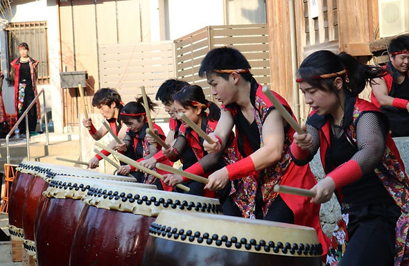 紅太鼓 kurenaidaiko ホームページ | 福岡市早良区 | 紅葉八幡宮｜和