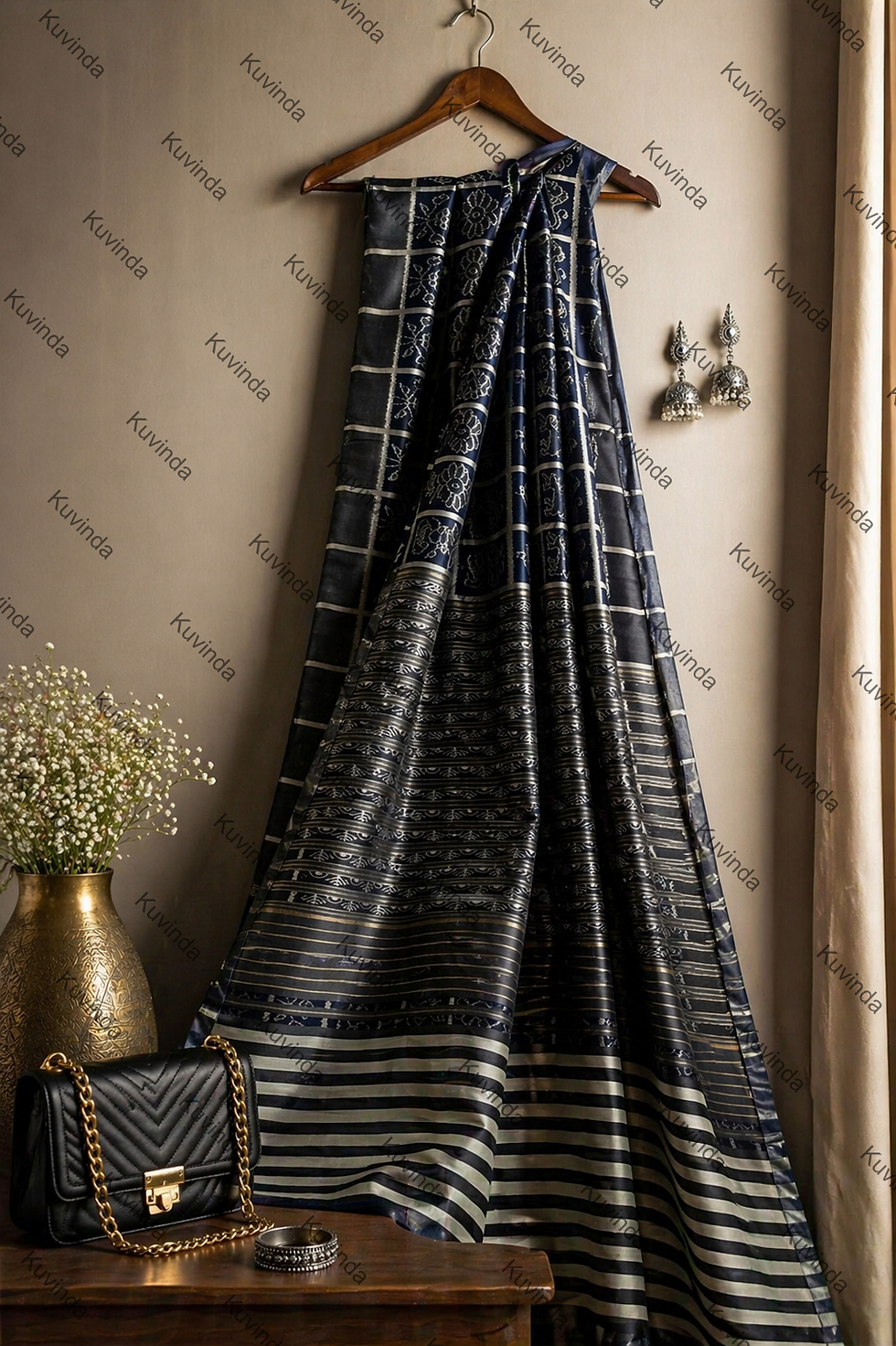 Thumbnail: Charcoal Grey  Fourply Mulberry Silk Saree 