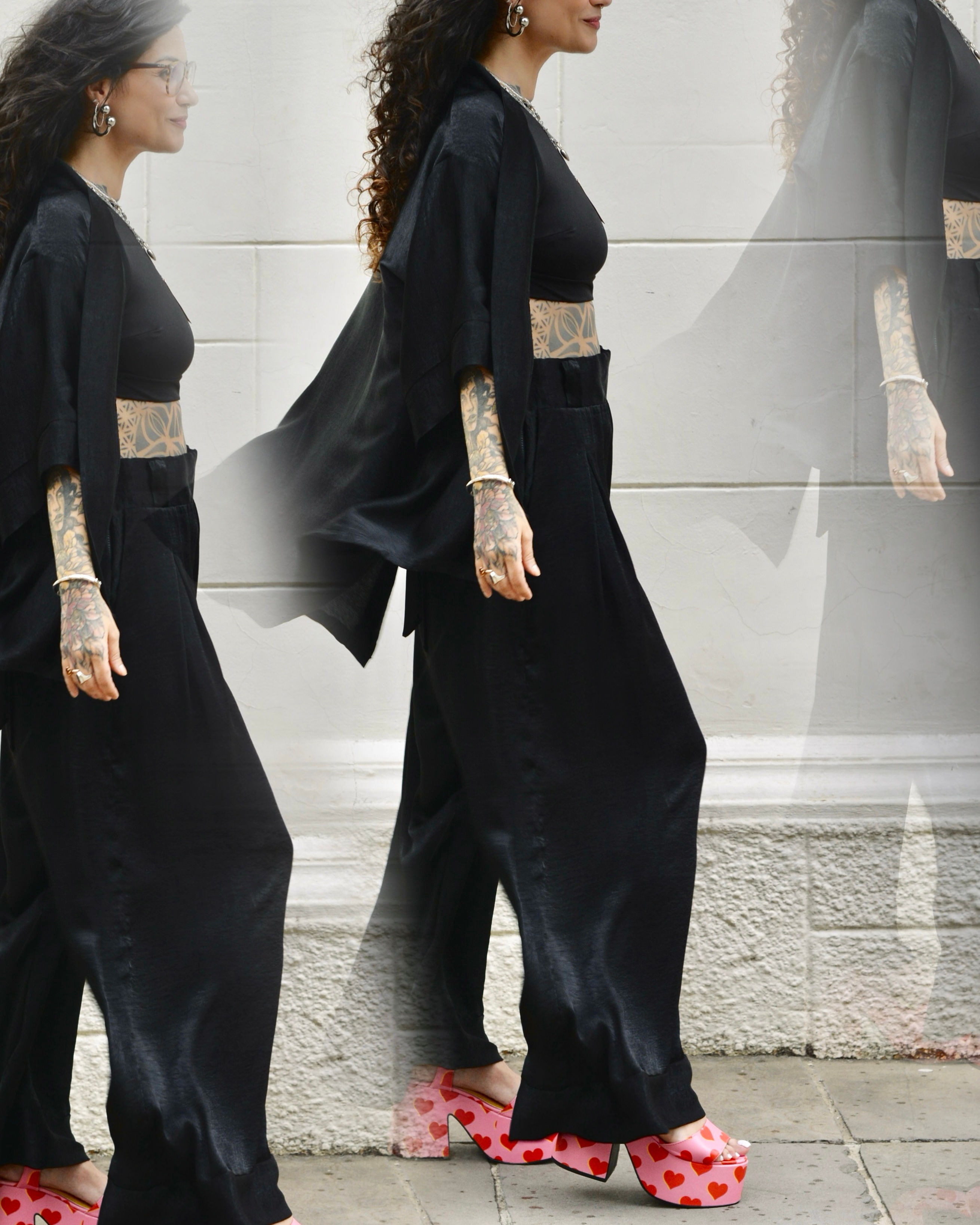 Calça Pantalona Acetinada Astral