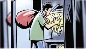 मेडिकल मालिक के घर से 35 लाख रुपये और जेवरात चोरी...