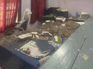 तहसील कार्यालय में बड़ा हादसा टला, रात में भरभराकर गिरी छत.....