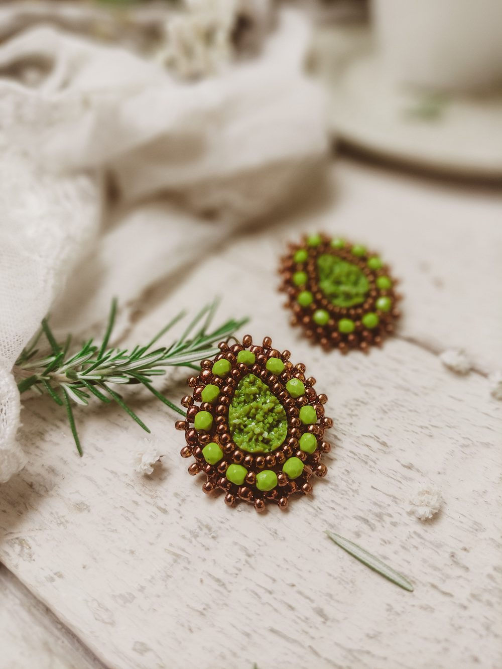 Druzy earrings N° 11 – vyšívané náušnice